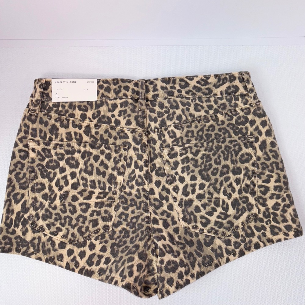 American Eagle Perfect Shortie Leopard Print High Rise Stretch Jean Shorts 4 - Picture 3 of 4